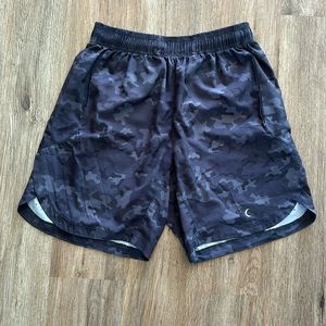 ZYIA camo versatility short